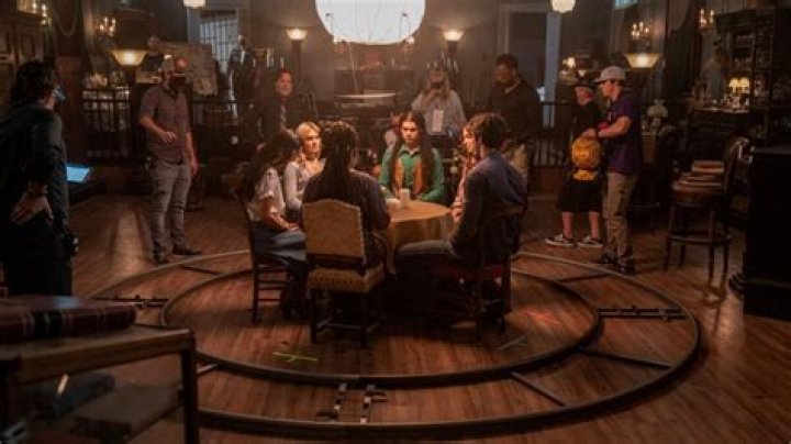 Smallville Alum Tom Welling Joins The Winchesters in New Photos