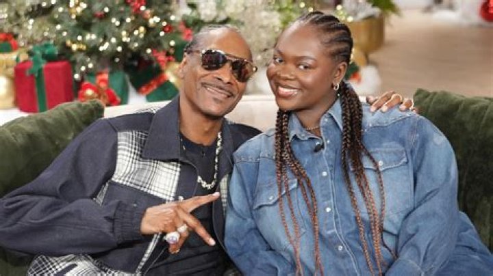 Snoop Dogg and Laurie Holmond | Married Divorced Children Ex