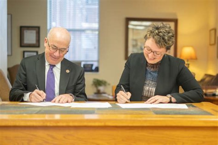 St. Ambrose grows partnership with Loras College