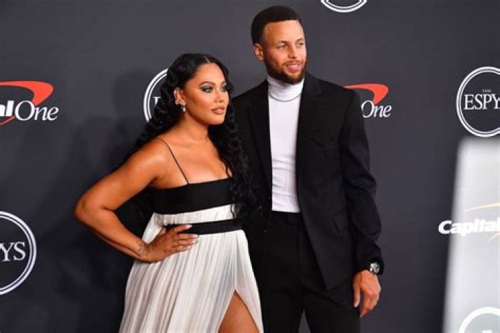‘Stay Out of Married Folks Business’: Ayesha Curry Shuts Down Heckler Accusing Her and Stephen Curry of Having an Open Relationship
