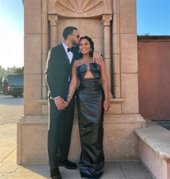Stephen Curry and Ayesha Curry: Controversial Statements, Divorce Rumors and More