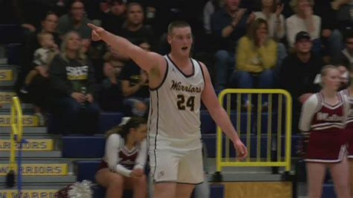 Sterling tops Moline in Western Big Six Battle, 76-72