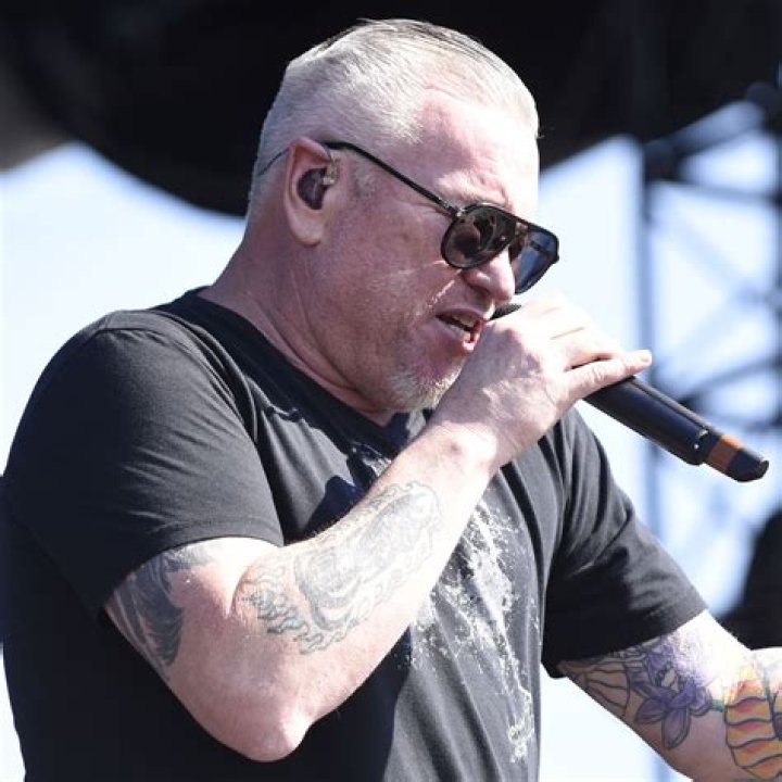 Steve Harwell Biography, Net Worth of Smash Mouth Lead Singer Admitted To Hospice Over Critical Health Condition At 56