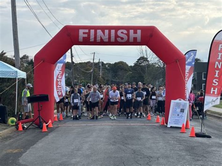 Superheroes unite! Help Gigi’s Playhouse with the 5K Fun Run