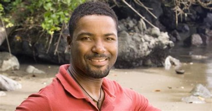 Survivor winner Earl Cole asks for money on Shark Tank