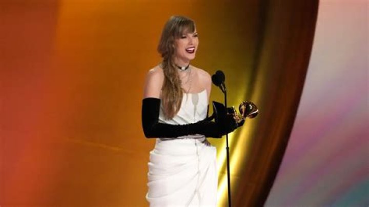 Taylor Swift announces new album, ‘The Tortured Poets Department,’ and song titles