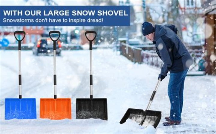 The 7 Best Snow Shovels For Your Car In 2022
