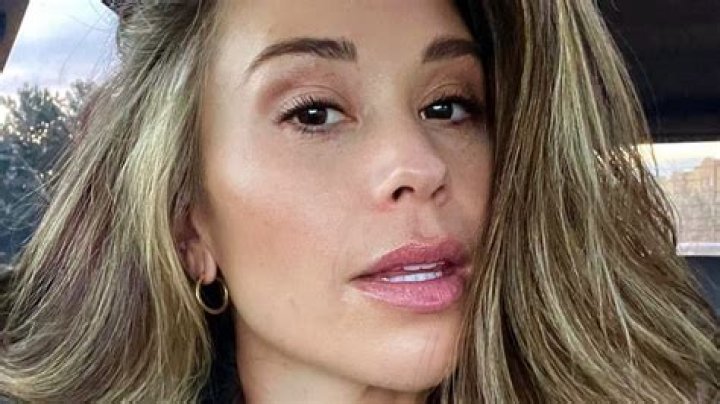 The Bachelorette star Gabby Windey deletes all photos of Erich Schwer off social media