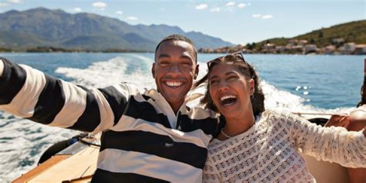 The Benefits of Being Friends With Someone Before You Start Dating