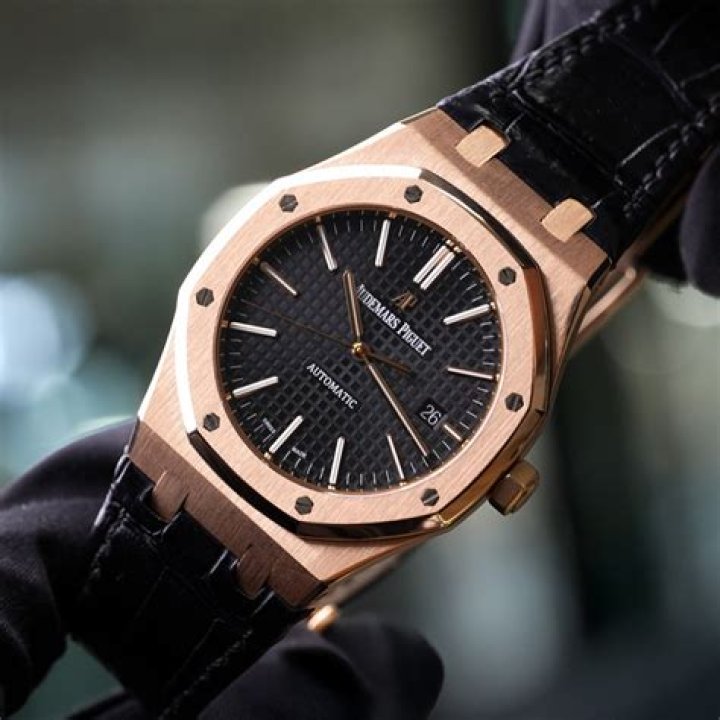 The Best Men’s Black & Gold Watches For All Budgets