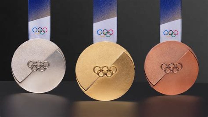 The Challenge alum Lindsey Jacobellis wins first gold medal for U.S. at 2022 Winter Olympics