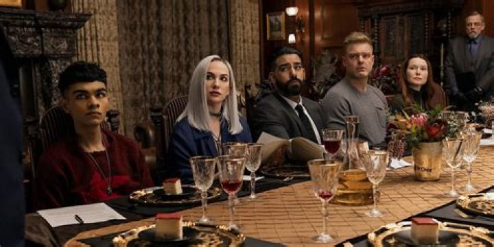 The Fall of the House of Usher: All Filming Locations Explored