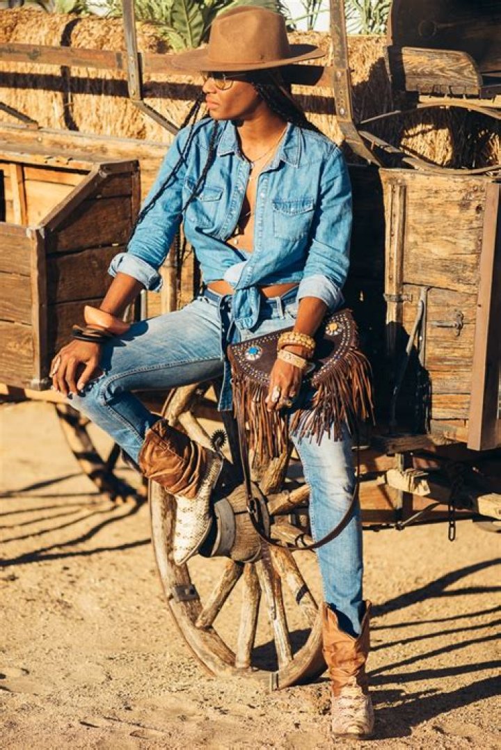 The Western Trend: How Cowboy Style Rode Back Into Fashion