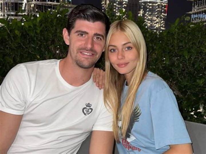 Thibaut Courtois Wiki 2023 - Girlfriend, Salary, Tattoo, Cars & Houses and Net Worth