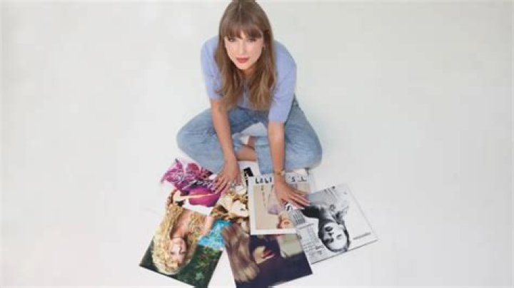 TikTok Thinks Taylor Swift Will Announce Re-Recorded Albums Over Easter