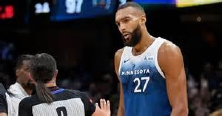 Timberwolves’ Rudy Gobert fined $100,000 for directing ‘money sign’ gesture toward referee