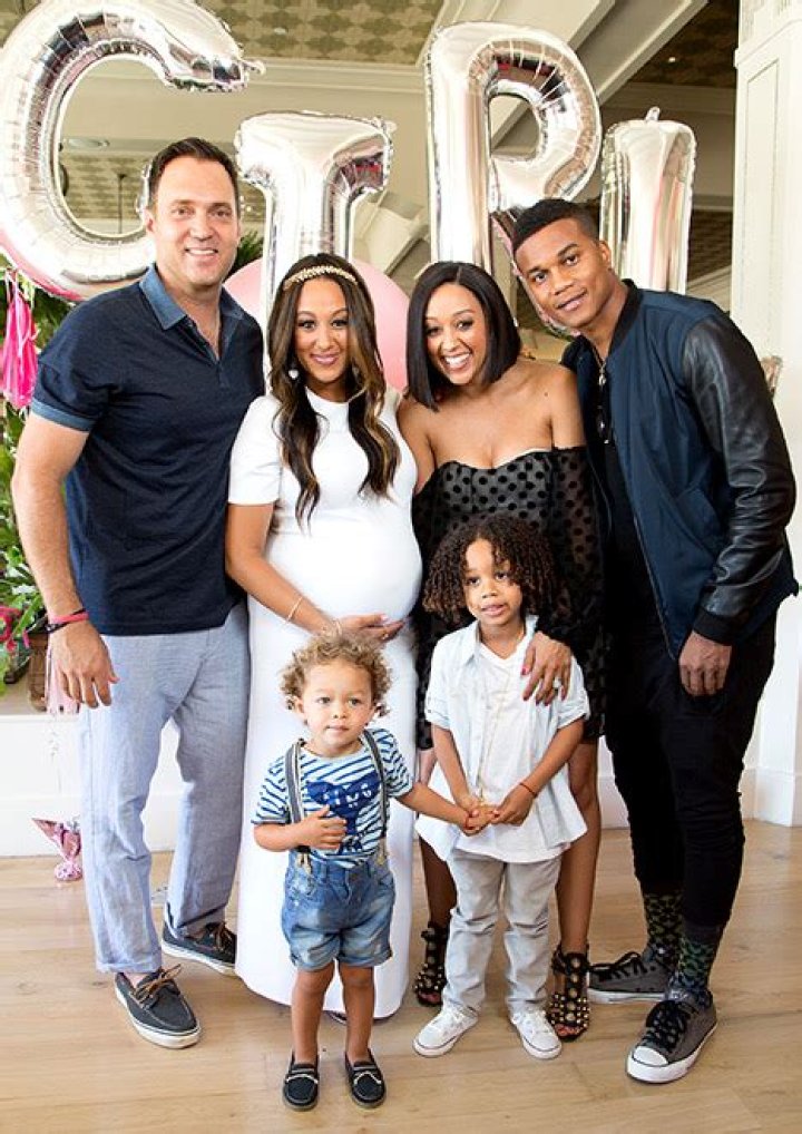 
Timothy Mowry Bio, Net Worth, Wife, Children, & Age