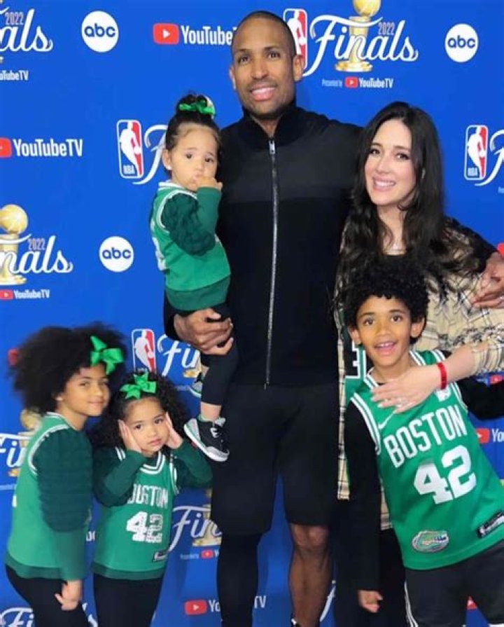 Tito Horford (Father of Al Horford) Wiki, Biography, Age, Girlfriends, Family, Facts and More