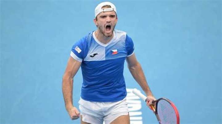 Tomáš Macháč Tennis Career, Wife, Net Worth, Salary, Family