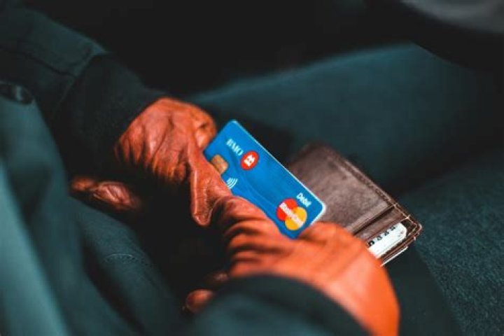 Top 10: Worst Credit Cards