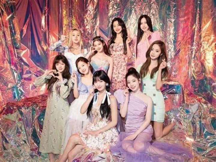 Top 8 Richest Girl Groups In K-pop – Ranked