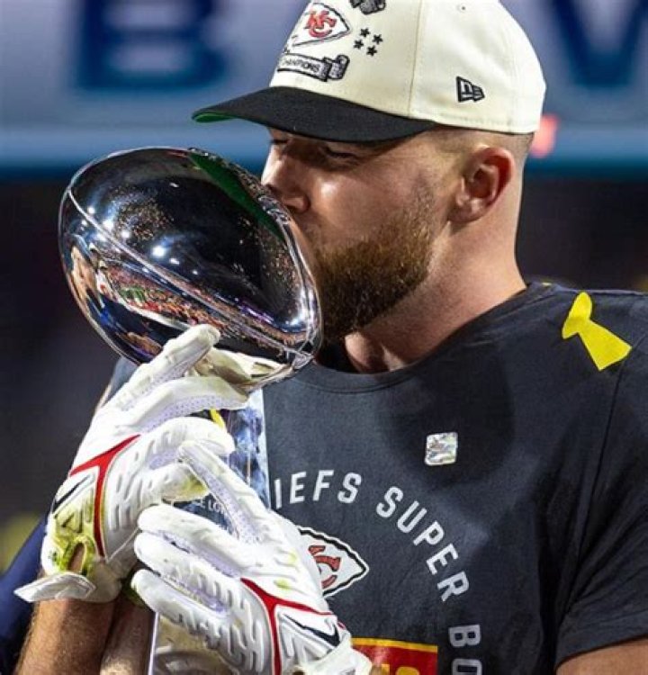 Travis Kelce Ex-Girlfriend Maya Benberry: A Look into the Chiefs TE Former Relationship