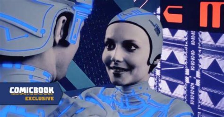Tron Star Cindy Morgan Addresses 