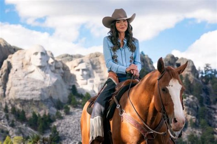 Two men from Nevada, MO traveled to Mount Rushmore by horseback riding