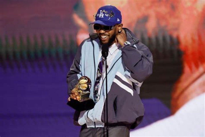 Usher Weighs In On Jay-Z's 2024 Grammy Awards Speech, Says He Felt Rapper Was 'Nervous'