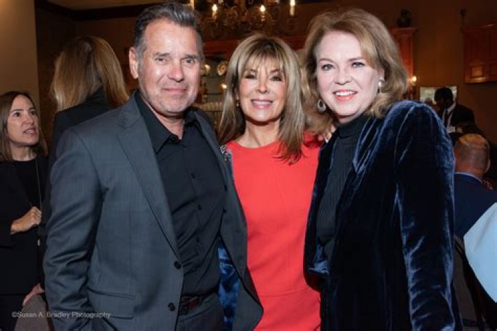 Vicki Liviakis (KRON4) Bio, Wiki, Age, Height, Parents, Husband, Wedding, Ethnicity, Salary, Net Worth