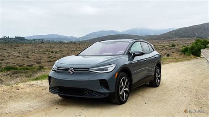 VW ID.4 2023 Review: An EV for People Hesitant About the Future