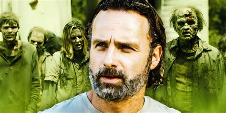 Walking Dead Finally Gives Us A Fully Nude Zombie