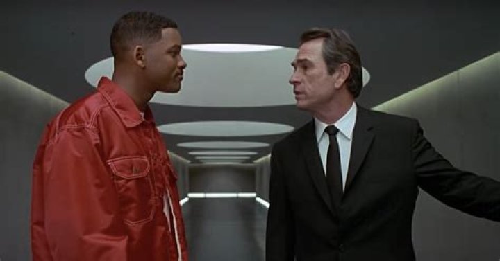 What Happened To Agents J & K? The Original ‘Men In Black’ Trilogy Had An Open Ending