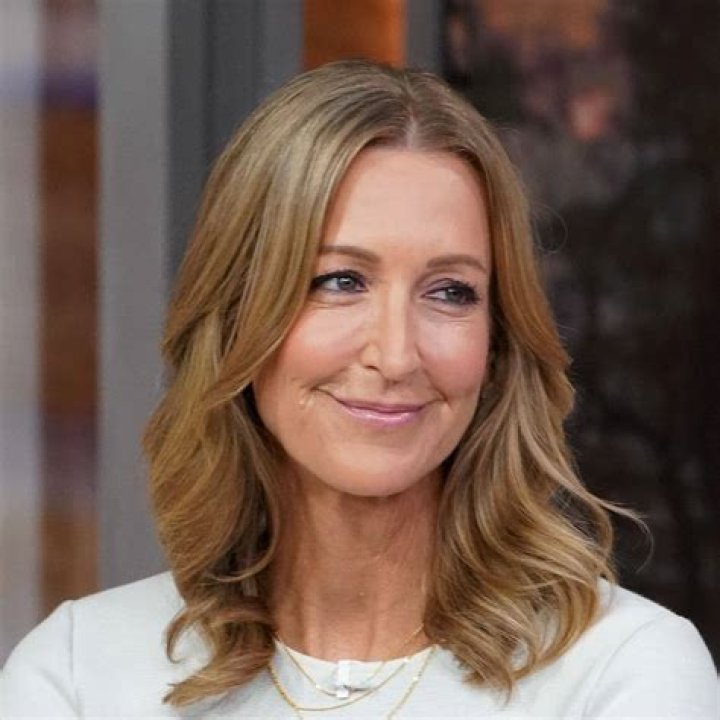 What Happened To Lara Spencer’s Leg? The GMA Host’s Health Update