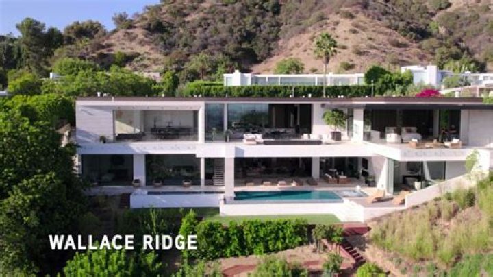 What is Buying Beverly Hills’ Santiago Arana’s Net Worth?