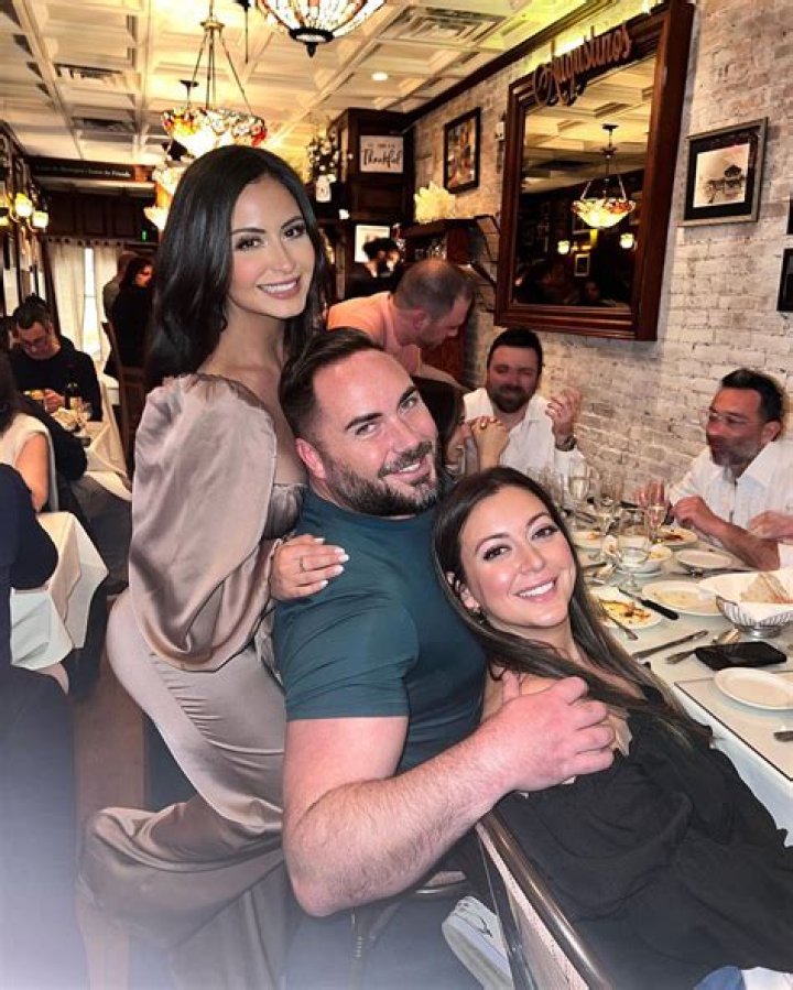What Is Caroline Manzo's Net Worth? The 'Manzo'd With Children' Star Has More Going On Than Just The Brownstone