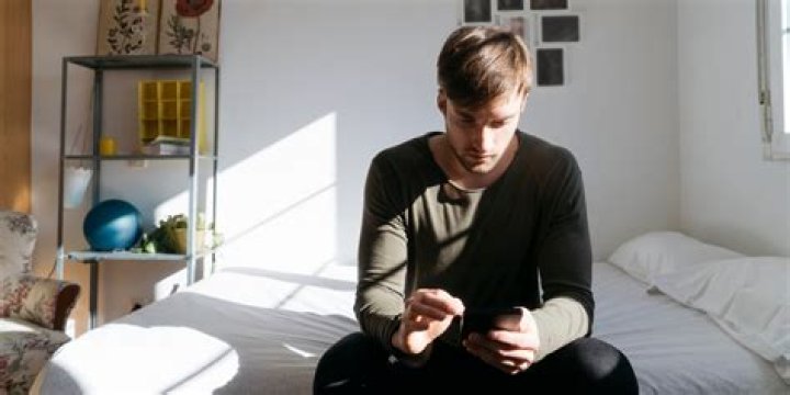 What Is Future Faking? A Look at This Incredibly Destructive Dating Habit