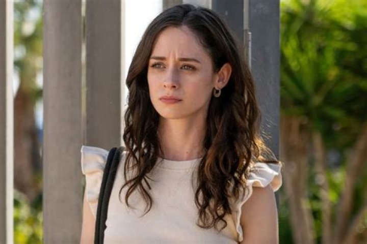 Where is Alba on Netflix filmed?