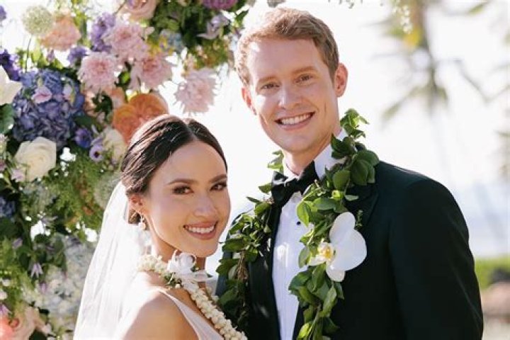 Whitney Bates Wiki, Biography, Net Worth, Age, Family, Facts and More