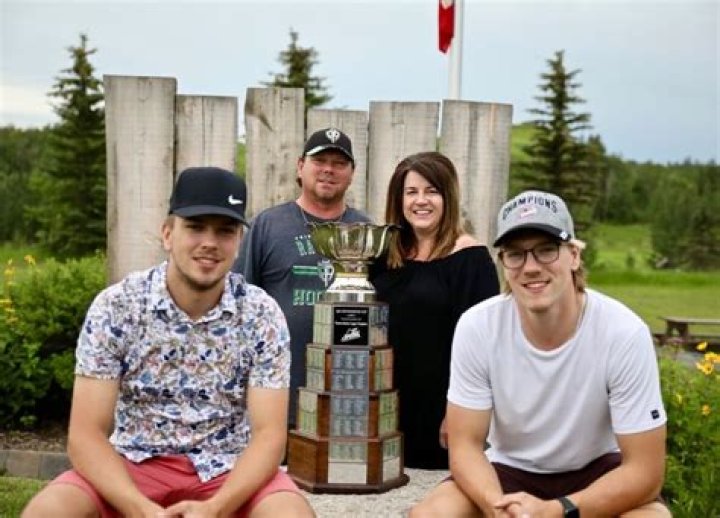 Who Are Joanne Kelly And Kevin Kelly, NHL Parker Kelly Parents?