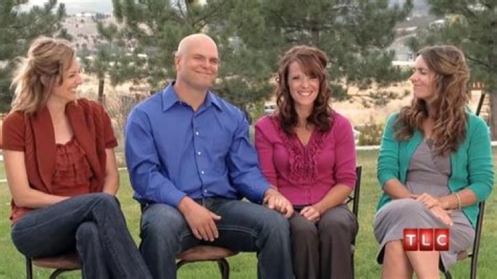 Who are The Dargers? Meet the polygamist family with one husband, three wives, and 25 children