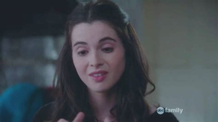 Who Does Bay End Up With In Switched At Birth? Explained
