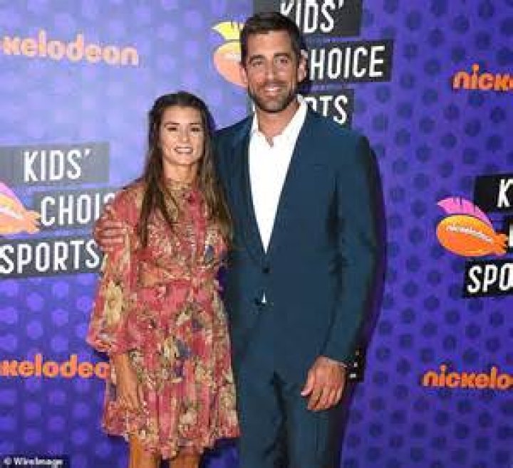 Who is Aaron Rodgers married to? Girlfriend, Wife, or Dating Anyone?