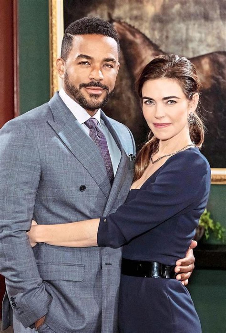 Who is Amelia Heinle Dating? | Relationships Boyfriend Husband