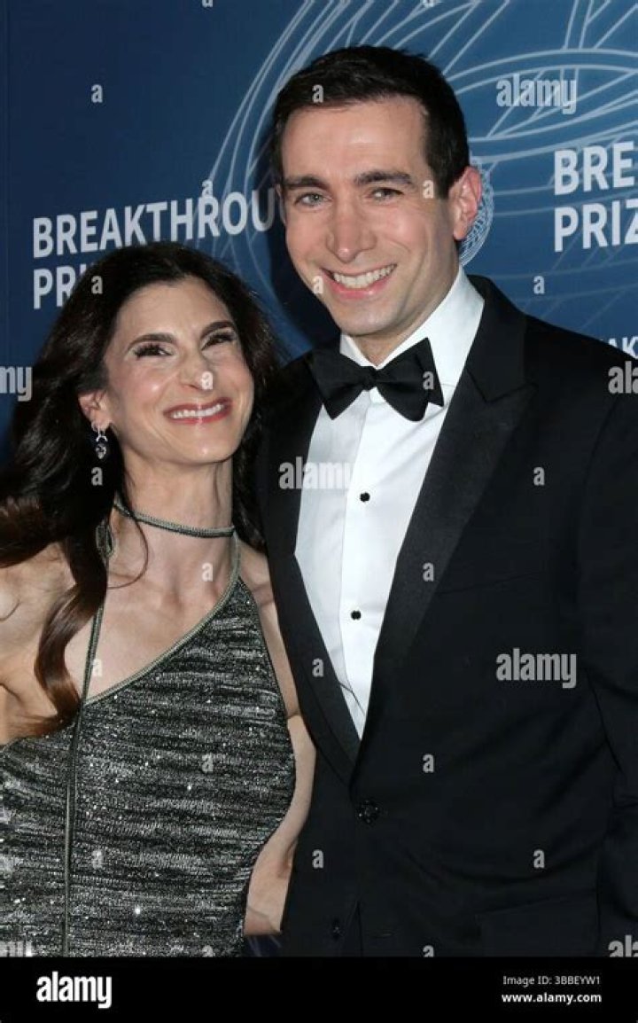 Who is Andrew Ross Sorkin's Wife Pilar Queen?