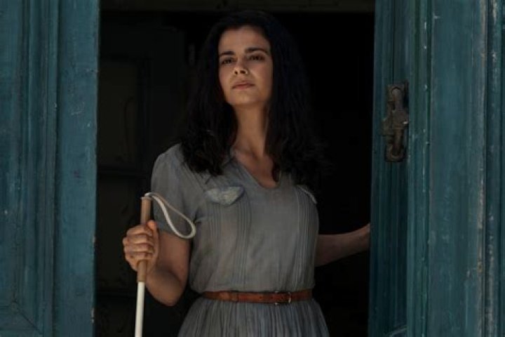 Who is Aria Mia Loberti? Meet All The Lights We Cannot See star