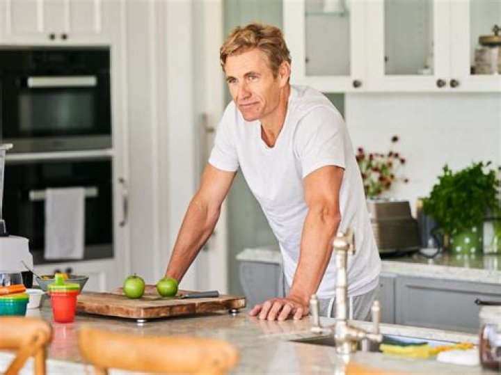 Who Is Brett Tucker & Is He Single? Asking For A Friend