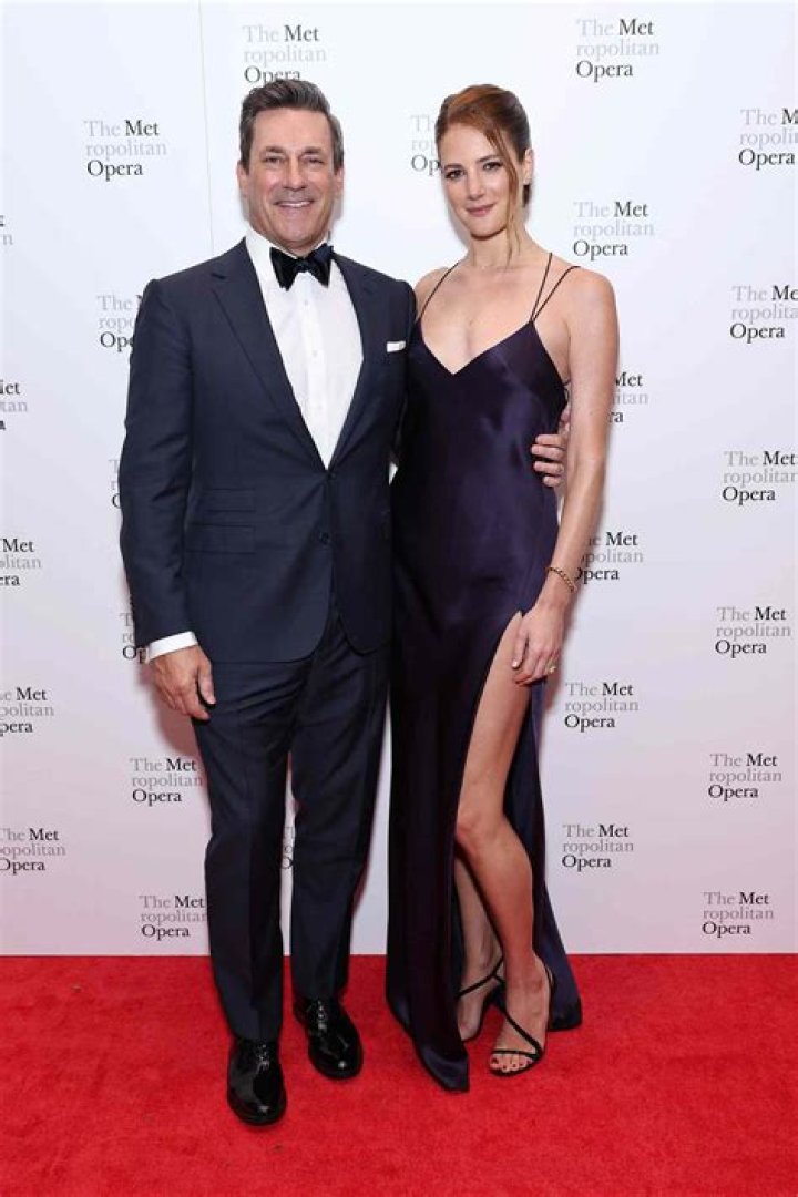 Who Is Jennifer Westfeldt Dating In 2023? Kissing Jessica Stein Actress’ Failed Romance With Jon Hamm