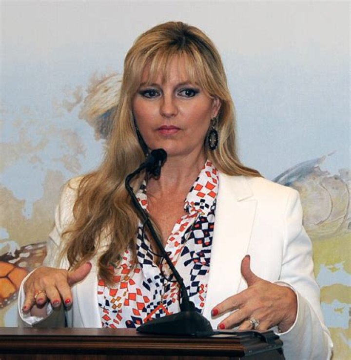 Who Is Karie Dombrowski, Dave Dombrowski Wife? Age And Wiki