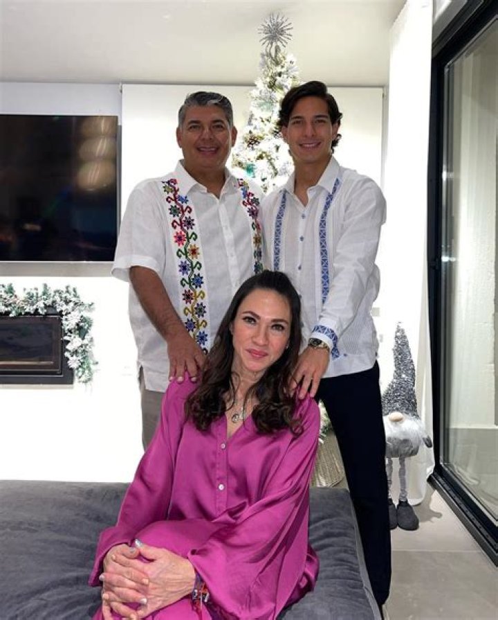 Who Is Mauro Laínez? Diego Lainez Brother- Parents And Family